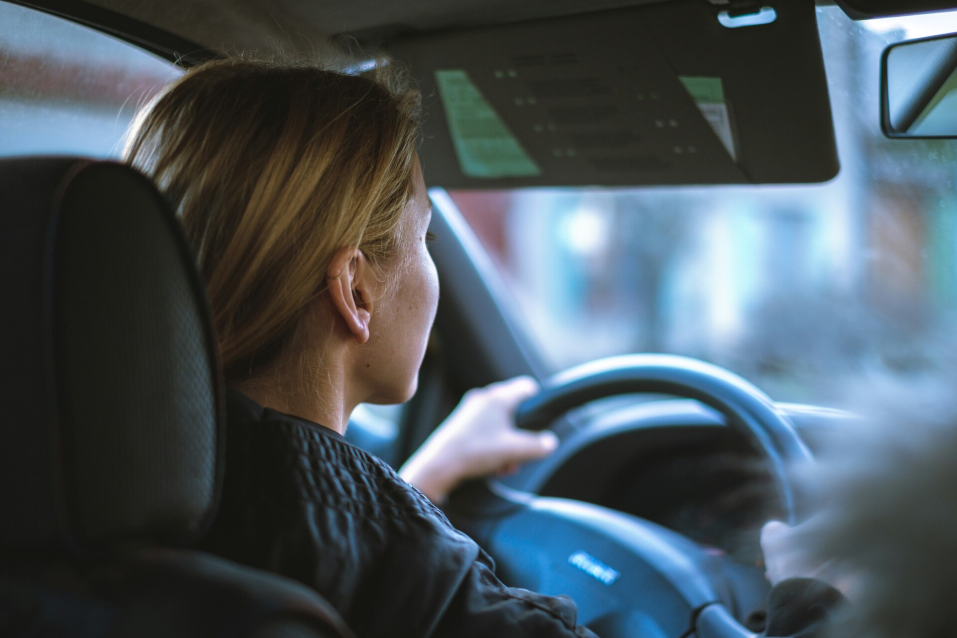 Safety Tips for Student Drivers and New Teen Drivers: Navigating the Roads Responsibly